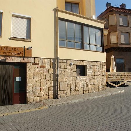 Hostal La Tablada Навалено Екстериор снимка