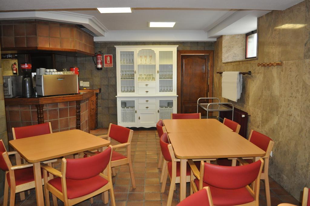 Hostal La Tablada Навалено Екстериор снимка