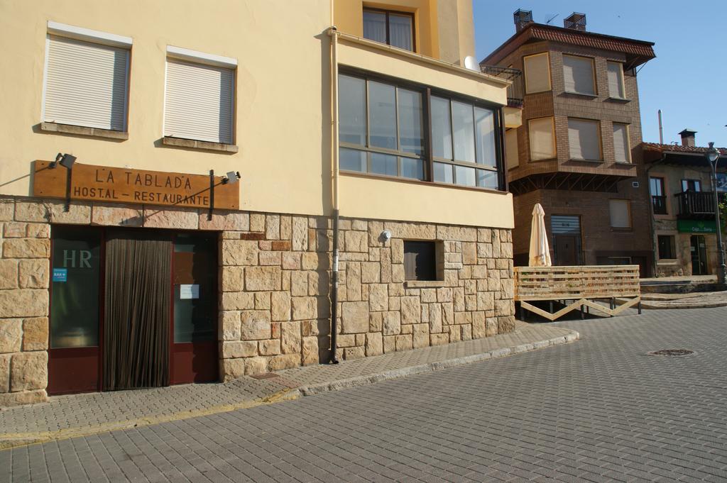 Hostal La Tablada Навалено Екстериор снимка