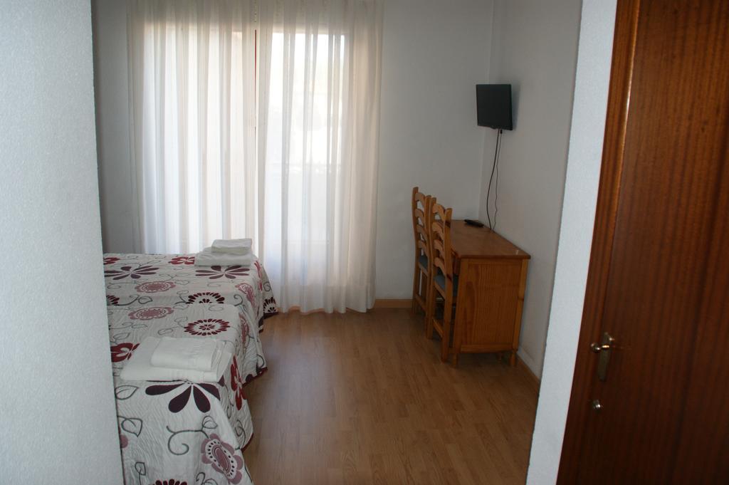 Hostal La Tablada Навалено Екстериор снимка