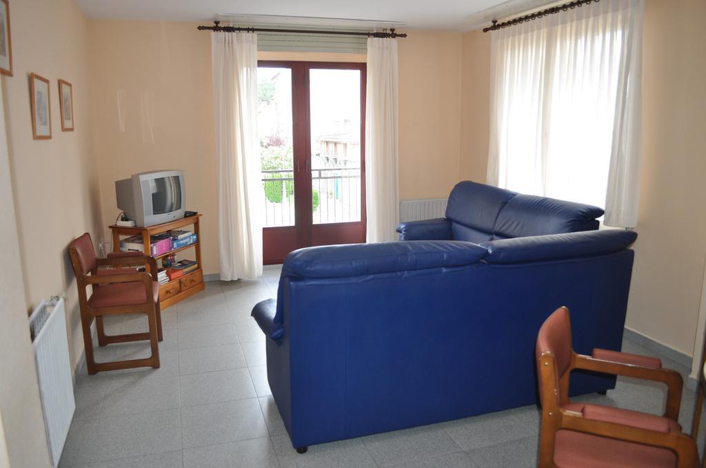 Hostal La Tablada Навалено Екстериор снимка
